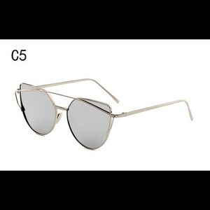 NWOT Fashion Cat-eye Mirrored Sunglasses